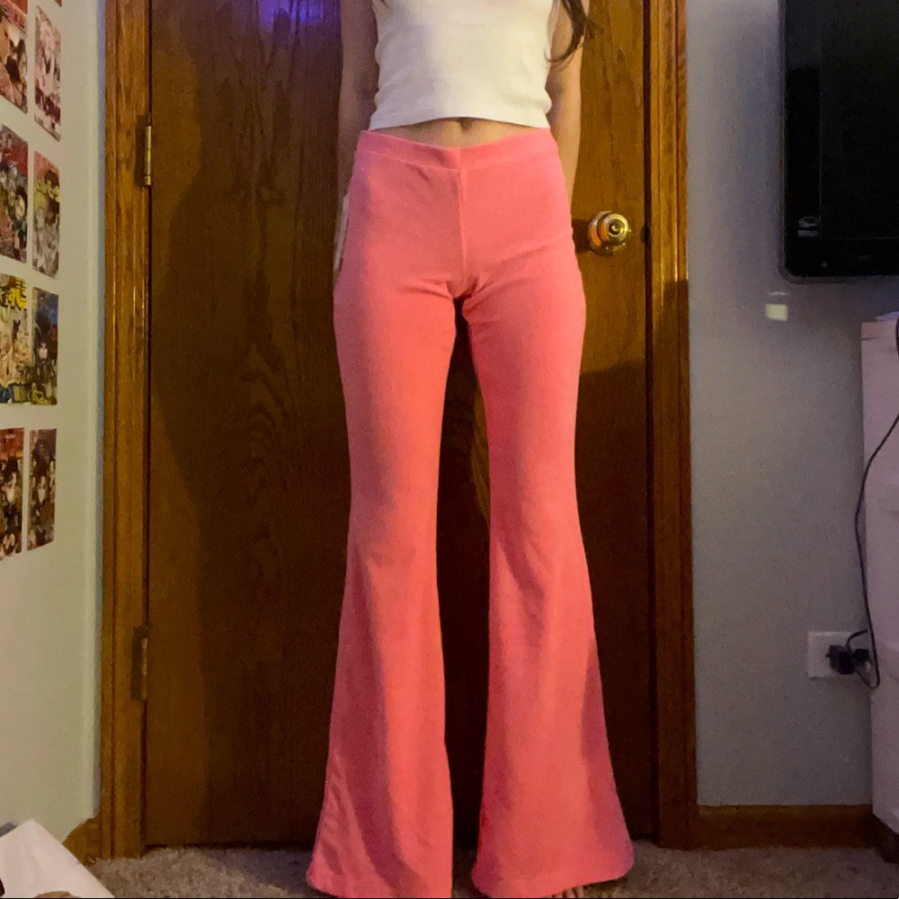 only worn for photos! Feel free to offer a price suitable for you.